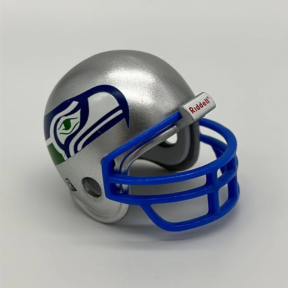 Seattle Seahawks Vintage NFL Vintage Pocket Pro Mini Riddell Football Helmet - Picture 1 of 6